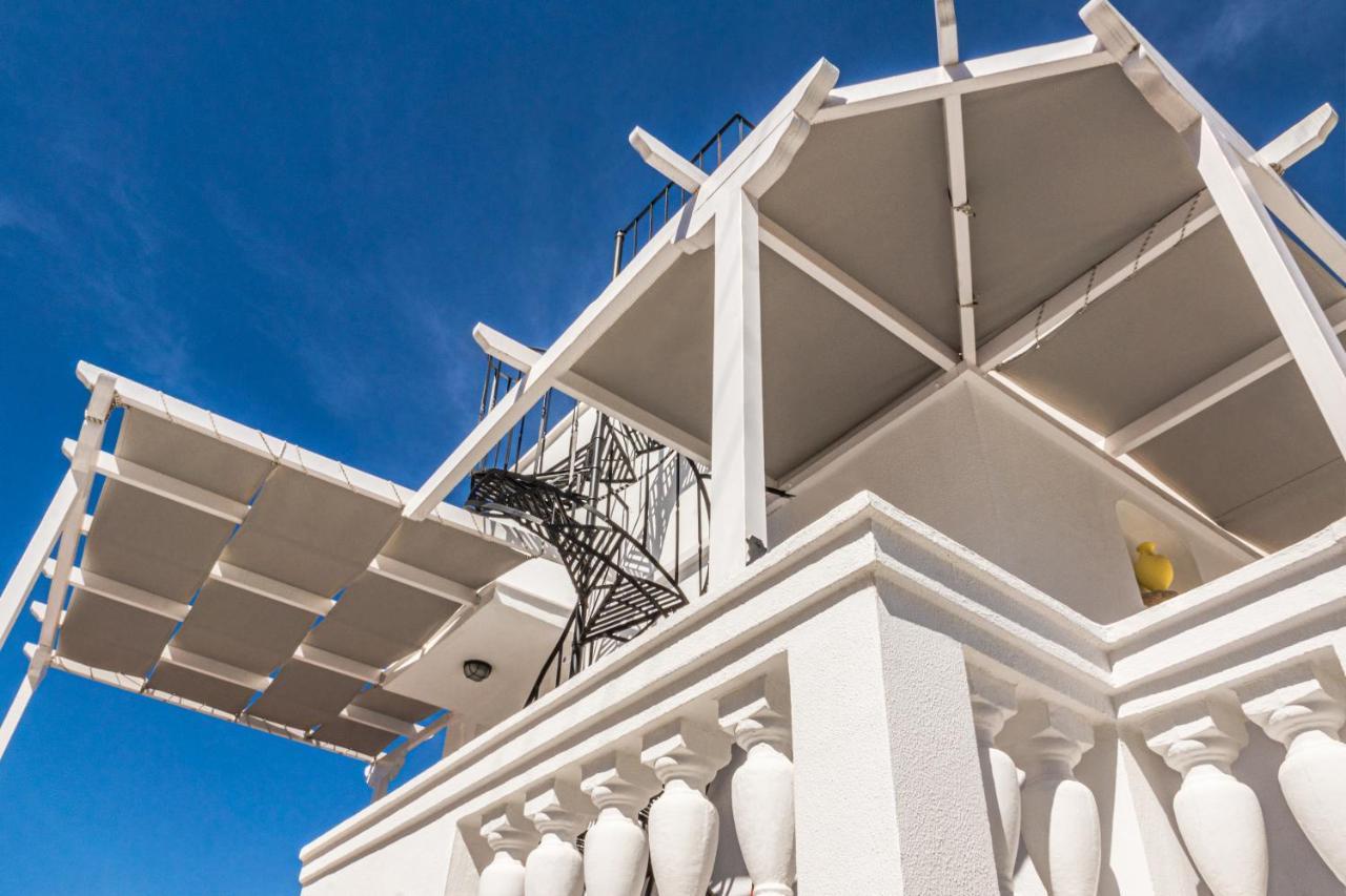 Gigi Rooms Poros Town Exterior foto